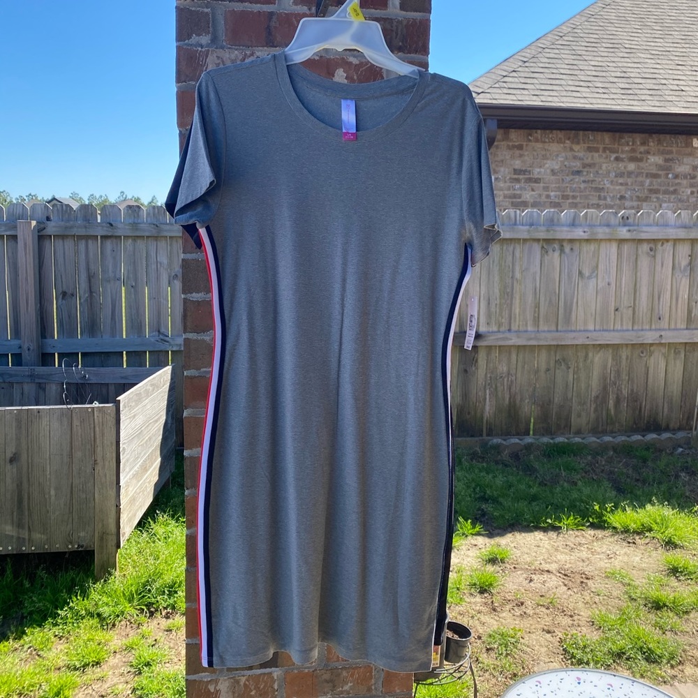 NWT Grey No Boundaries body con dress
